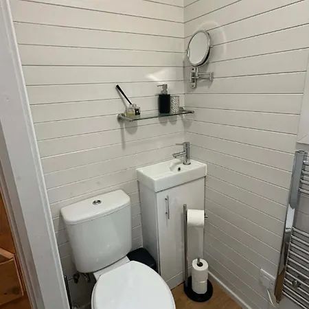 Little Orchard Retreats Harrogate