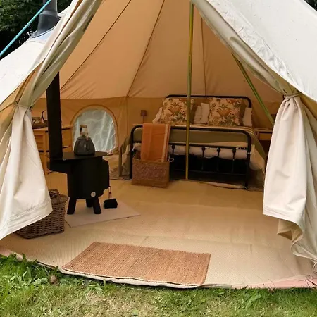 Little Orchard Retreats *