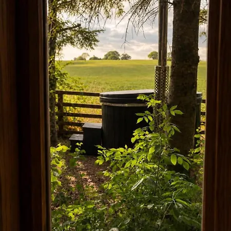 Little Orchard Retreats