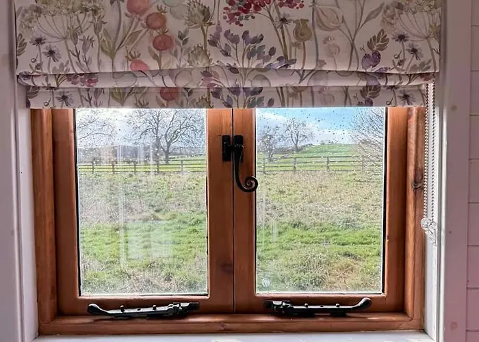 Little Orchard Retreats * Harrogate