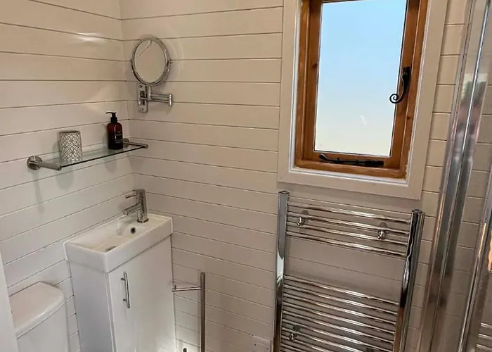 Little Orchard Retreats