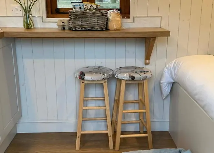 Luxe tent Little Orchard Retreats *