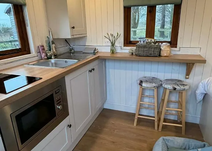 Luxe tent Little Orchard Retreats